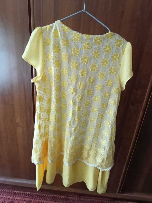 Отдаю платья бесплатно