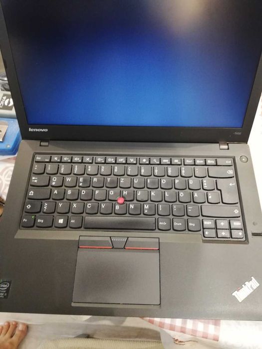 Лаптоп Lenovo ThinkPad t450 i5  500 GB  SSD
