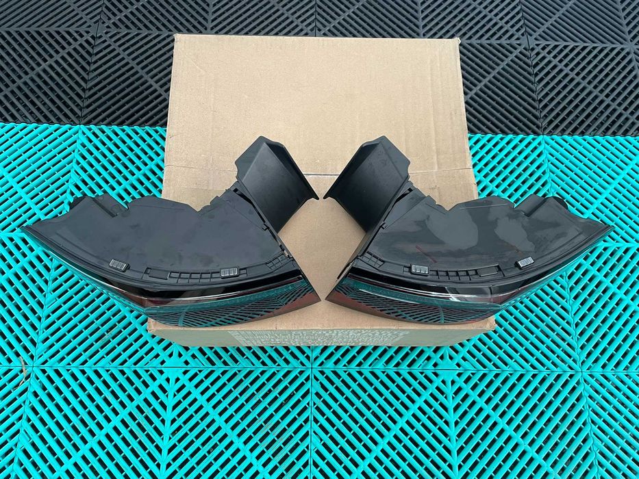 Lampa tripla stop spate stanga dreapta Renault Megane E Tech nou OE