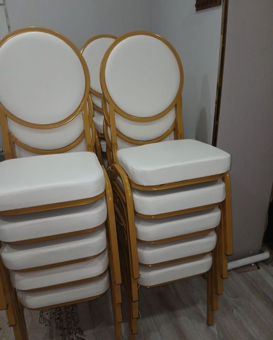 Аренда стол стулья посуды