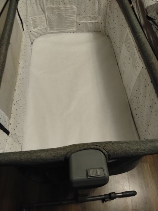 Детско легло и шезлонг