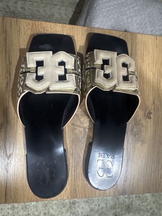 Шлепки коданые Fabi