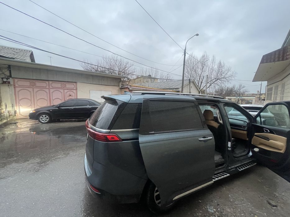 KIA Carnival Full 3.5 бензин