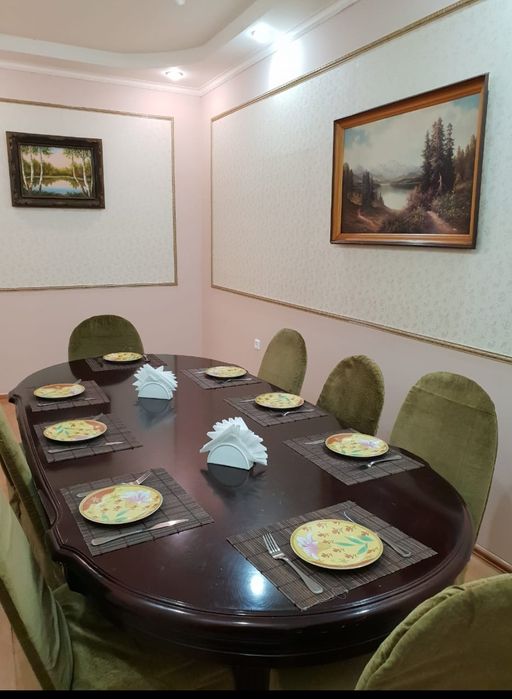 Стол кухонный