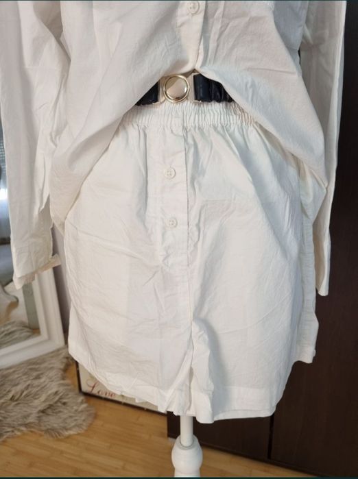 Set format din pantaloni scurți +cămașă (XS)