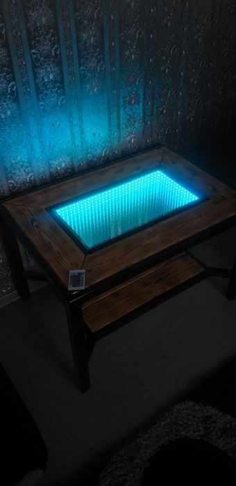 Журнальный столик