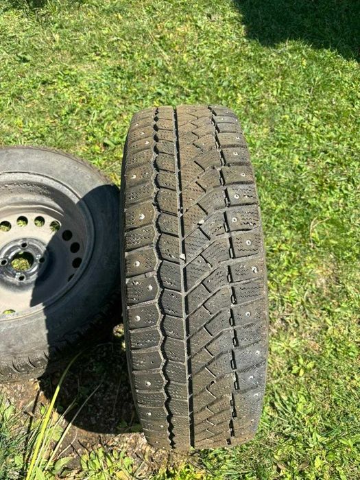 Продам зимние шины с диском