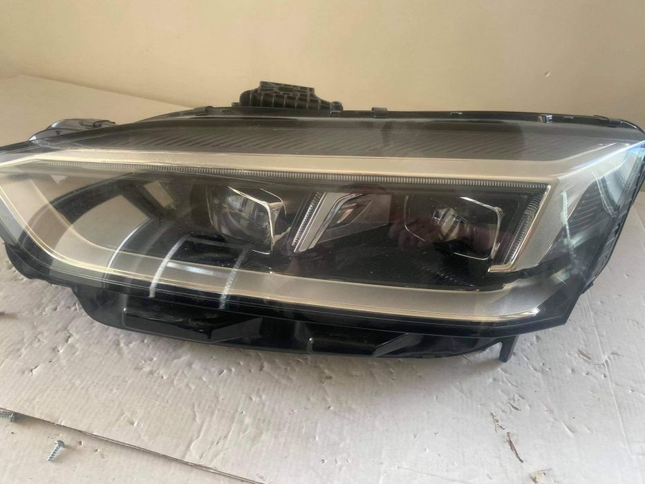 Ляв фар Ауди А5 lqv far Audi A5