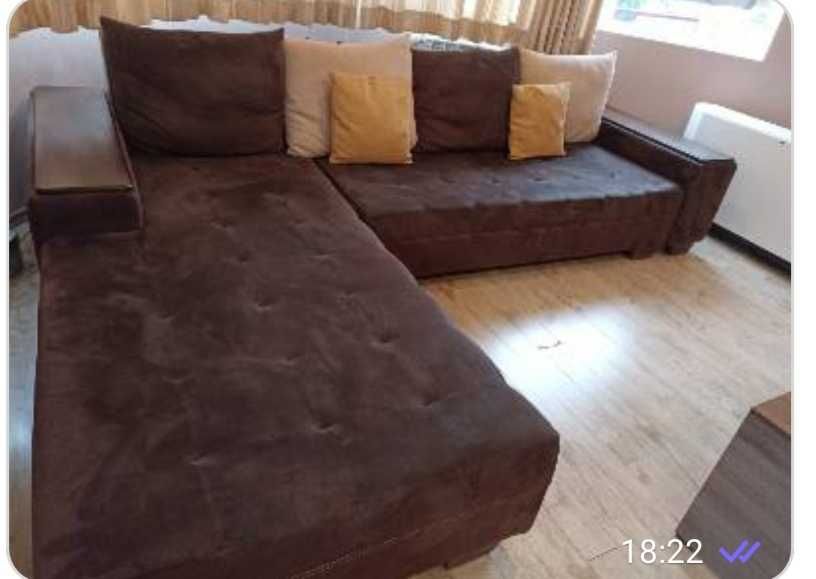 Продавам диван Г образен