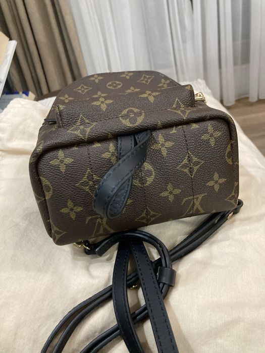 Louis Vuitton малка раничка