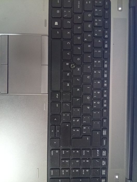 Laptop AMD A10-5750M cu Radeon HD 8650G integrată, 8GB RAM, Windows 10