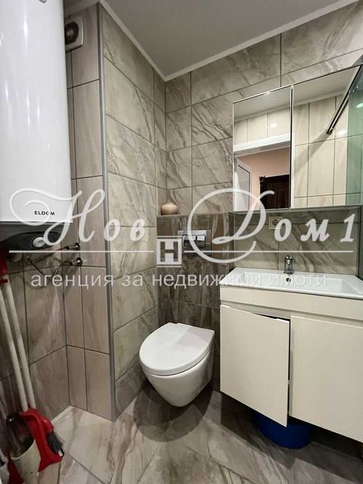 Дава се под наем Тристаен апартамент в Варна, Цветен квартал - 80 кв.м за 612 € - Снимка #12