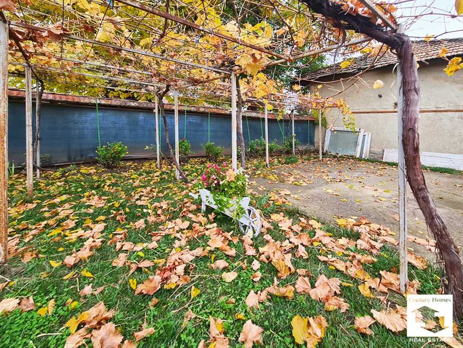 Продава се Къща в с. Поликраище, Област Велико Търново - 150 кв.м за 934 €/кв.м - Снимка #16