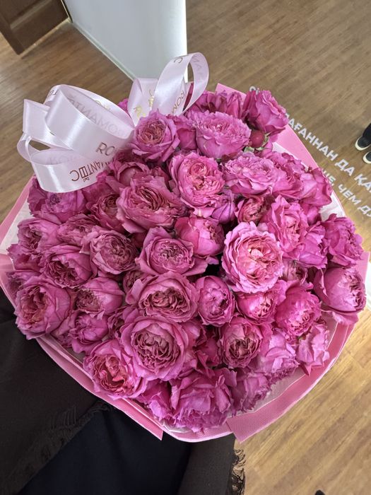 Пионовидные розы