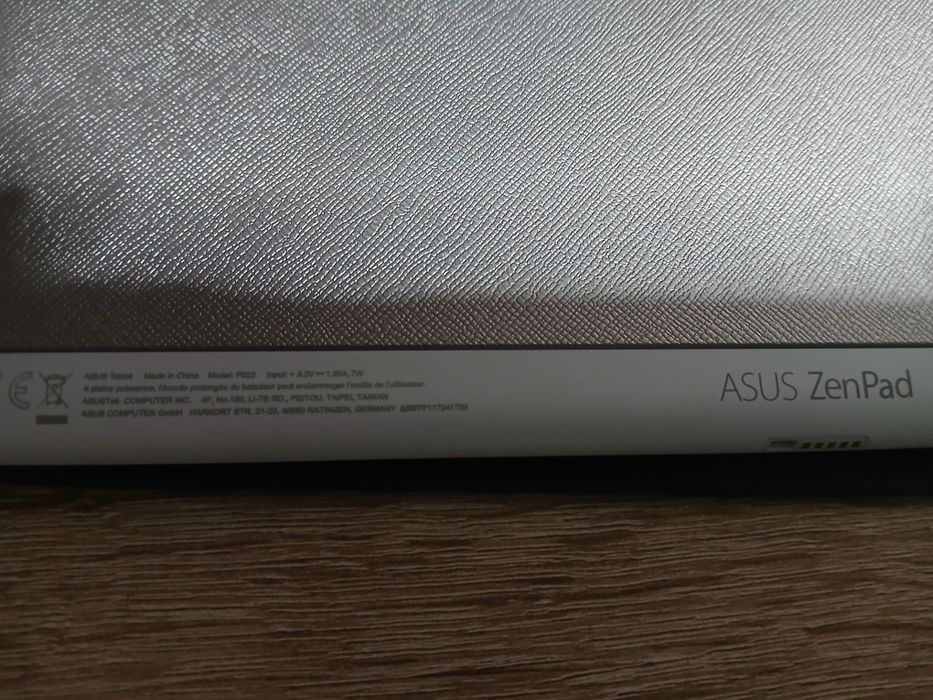 Tableta Asus ZenPad P023