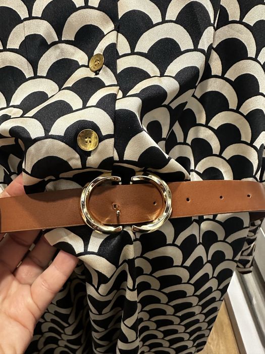 Продам платье как новое