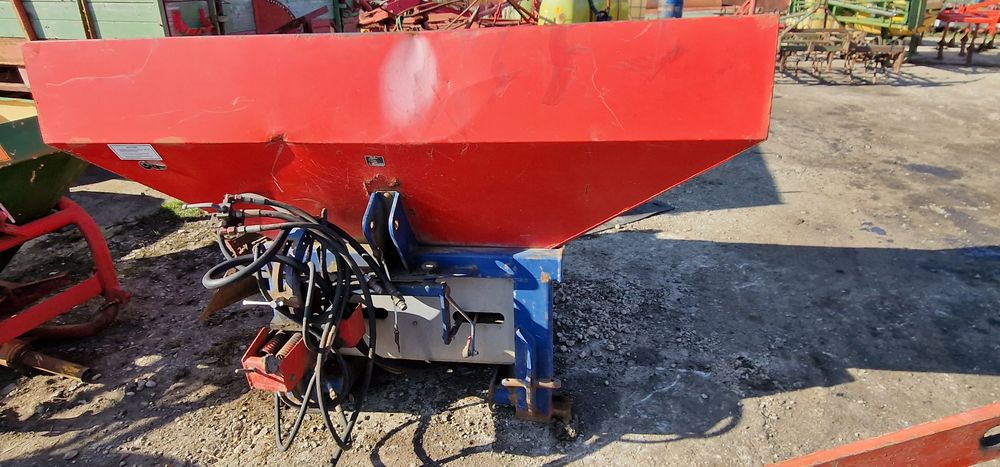 MIG împrăștiat Azot 1500kg hidraulic