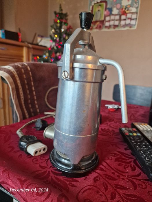 Кубинска Кафеварка Работеща