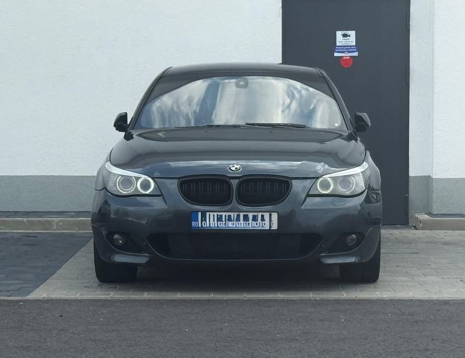 BMW Seria 5 E60 LCi/ 2008/ 520d/ Pachet M/ AUTOMAT Joystick / Bi-Xenon