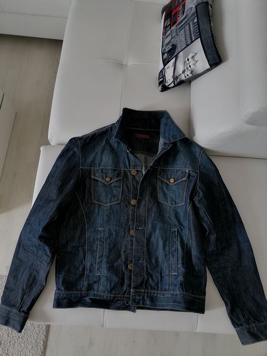 Vand geaca de blugi sport fashion produs de calitate, mărimea M.