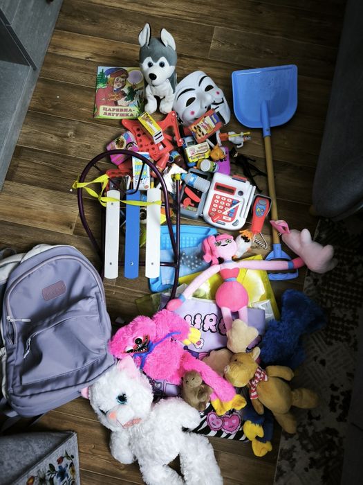 Отдам даром игрушки