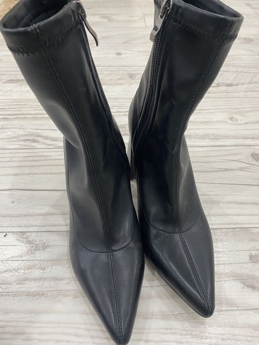 Продаю осенние сапоги