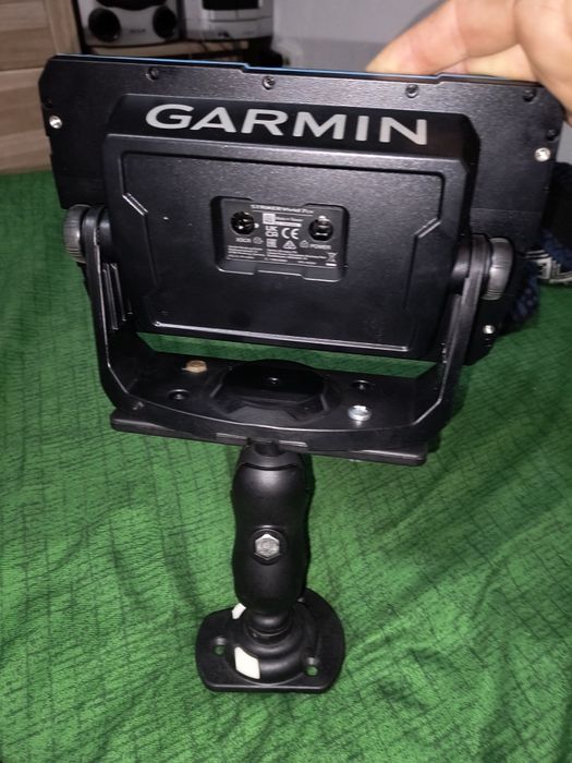 Vând suporti sonar tip RAM pentru barcă