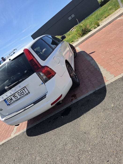 VOLVO V50 2009 — imagine 3