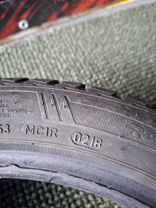 215 45 17 goodyear 1 bucata