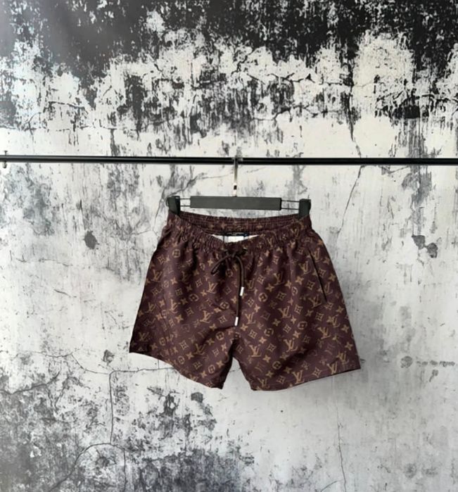 Short  Louis Vuitton