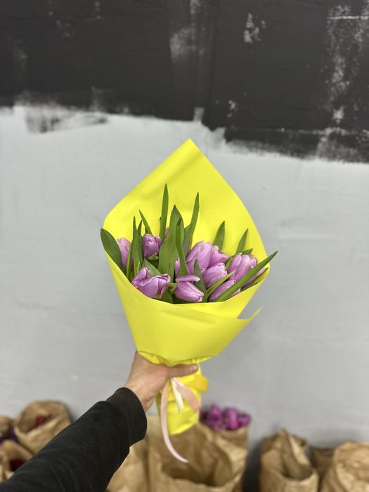 Тюльпаны по 300тг бутон , Можно оптом