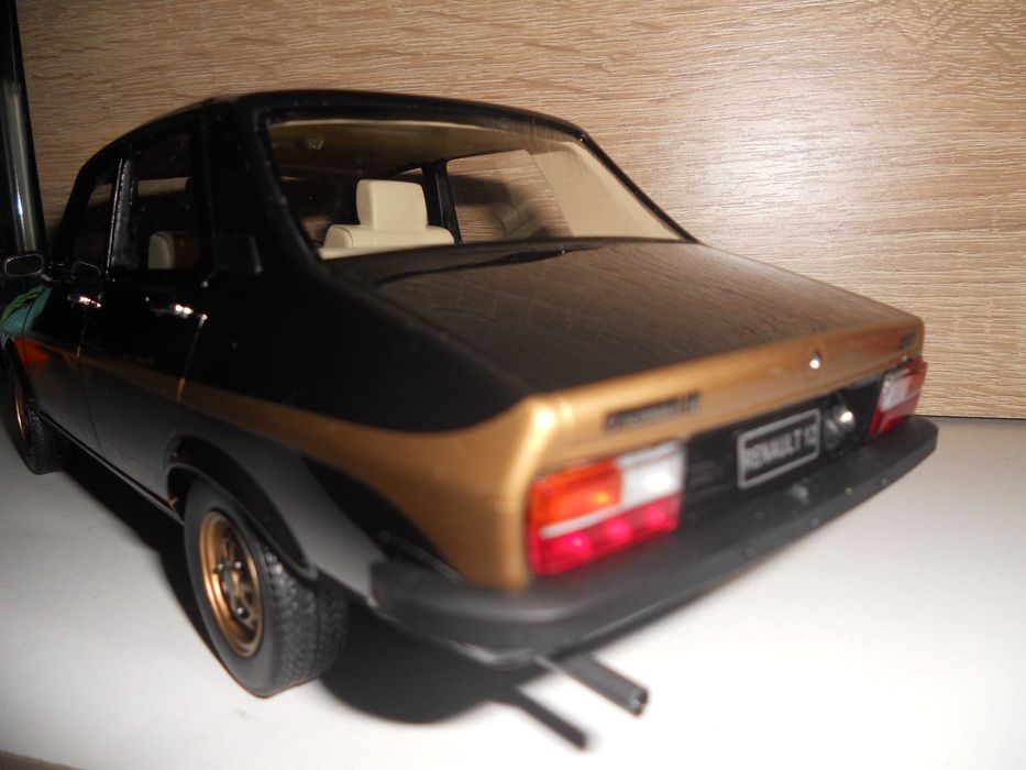 Macheta Renault 12 Alpine Black  scara 1/18,Otto