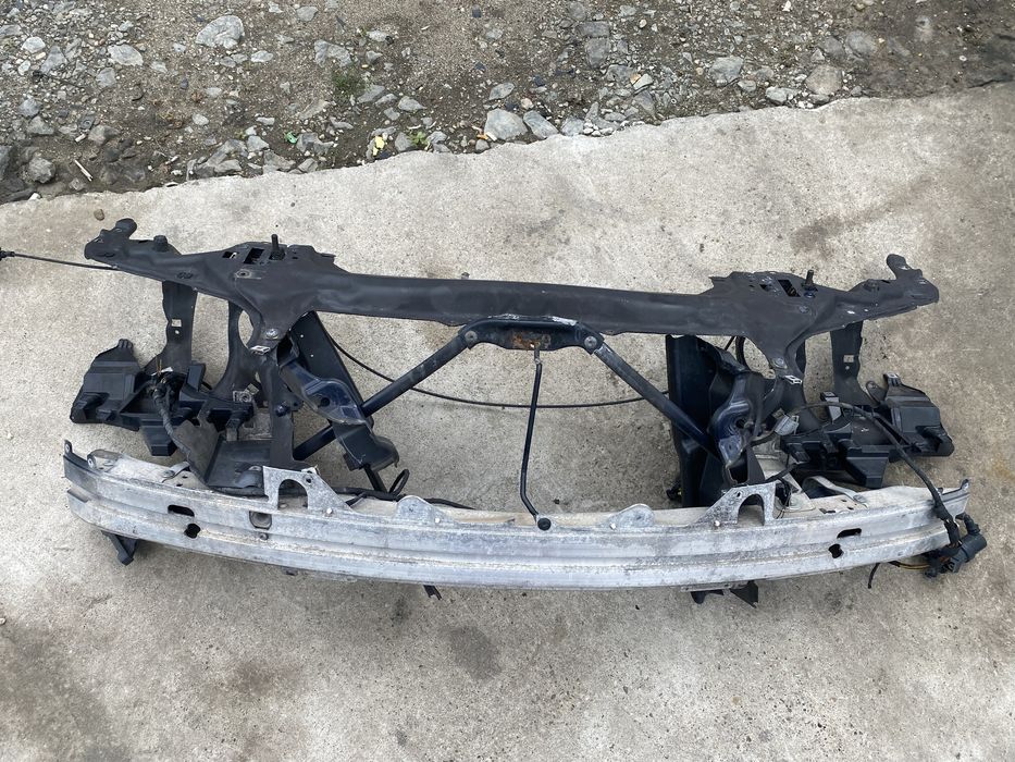 Trager BMW Seria 7 E65 Facelift Pret 1000 lei