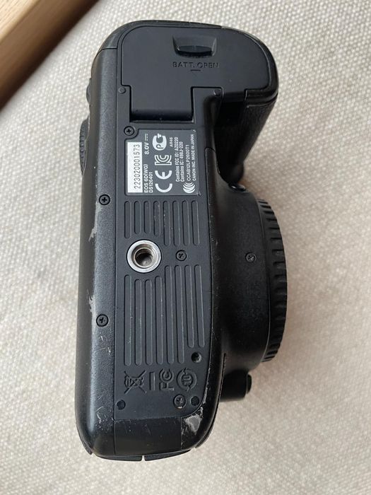 Canon EF 50mm f/1.2L USM + Canon 6D Full Frame