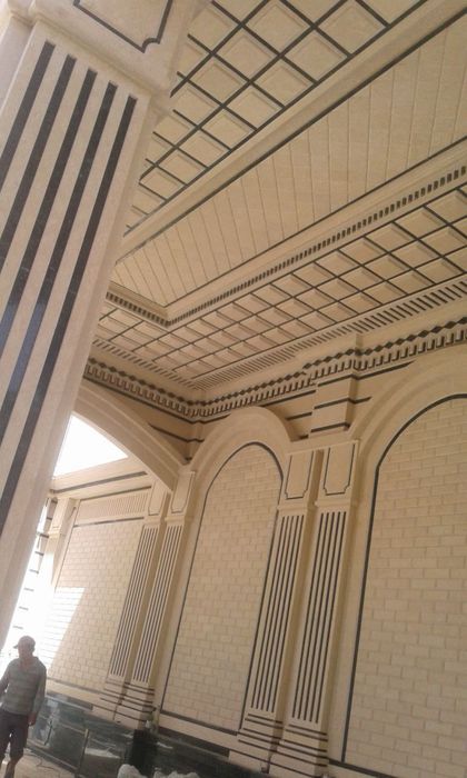 Цоклга ГРАНИТ Фасадга ТРАВЕРТИН тошлар ўрнатамиз. Стаж 16 йил