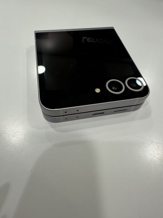 Samsung galaxy z flip 6