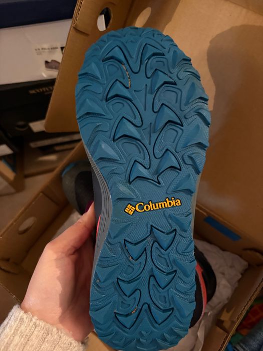 Pantofi trekking 39 Columbia