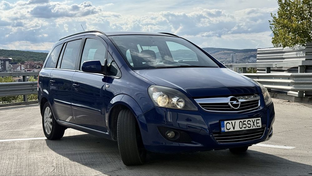 Opel Zafira B facelift 2011 - 7 locuri Euro 5