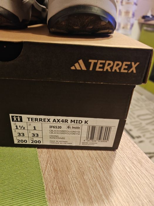 Ghete Adidas Terrex, nr 33