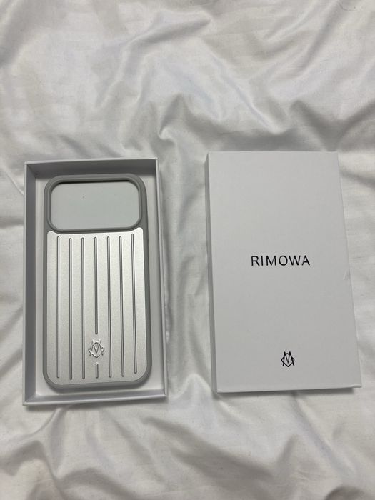 Rimowa Silver iPhone 17 Pro Max Case ( husa ) ( carcasa) ( gri )