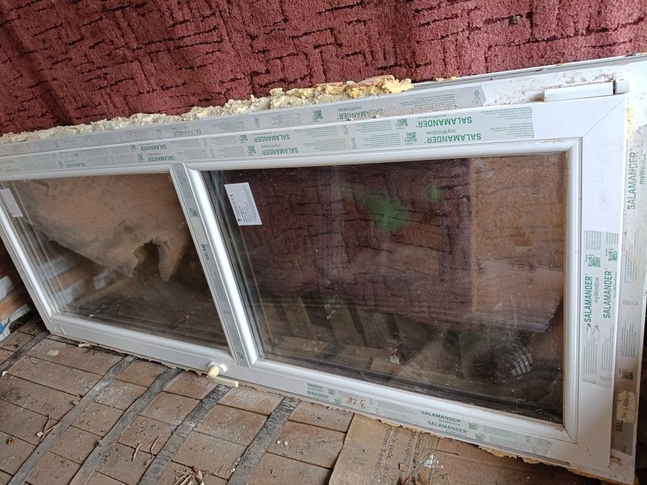 Vând Fereastră PVC și Ușă de balcon Salamander