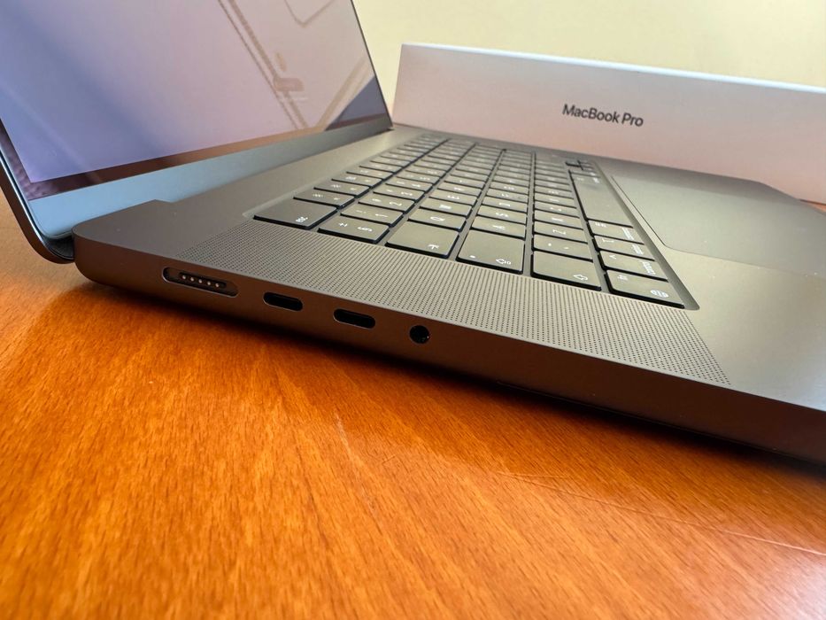 Macbook Pro 16 M4 Pro Space Black
