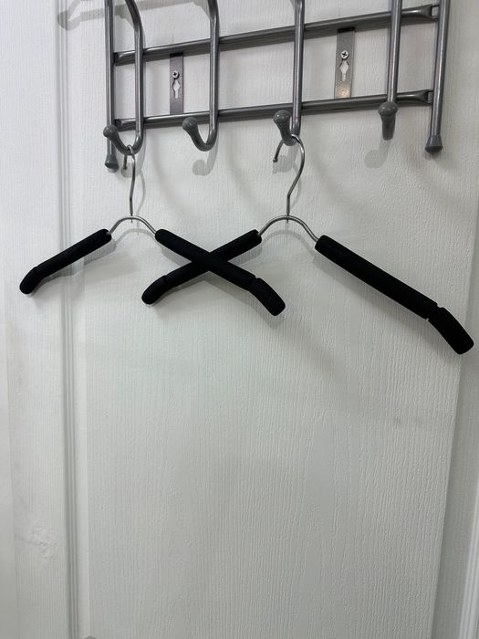 Плечики 10 штук за 2000 т