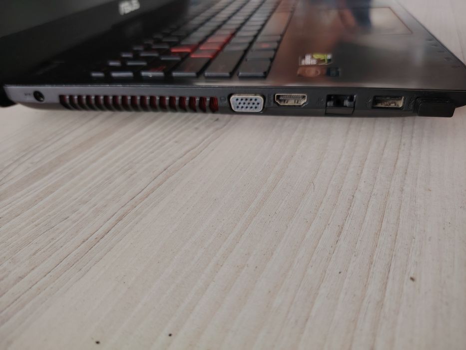 ASUS ROG GL552JX Gaming Laptop | i7-4720HQ | GTX 950M 4GB | 10GB RAM | SSD + HDD | Windows 10 Pro