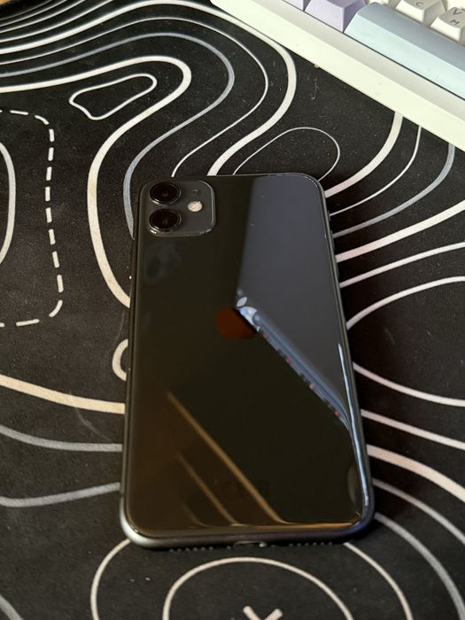 Продам iphone 11 128gb черный