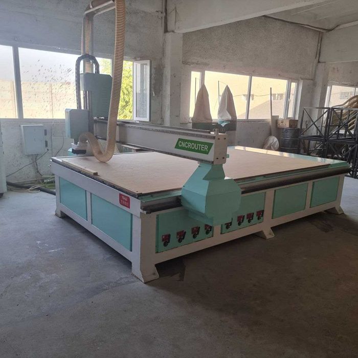 Мебель оборудование сотилади