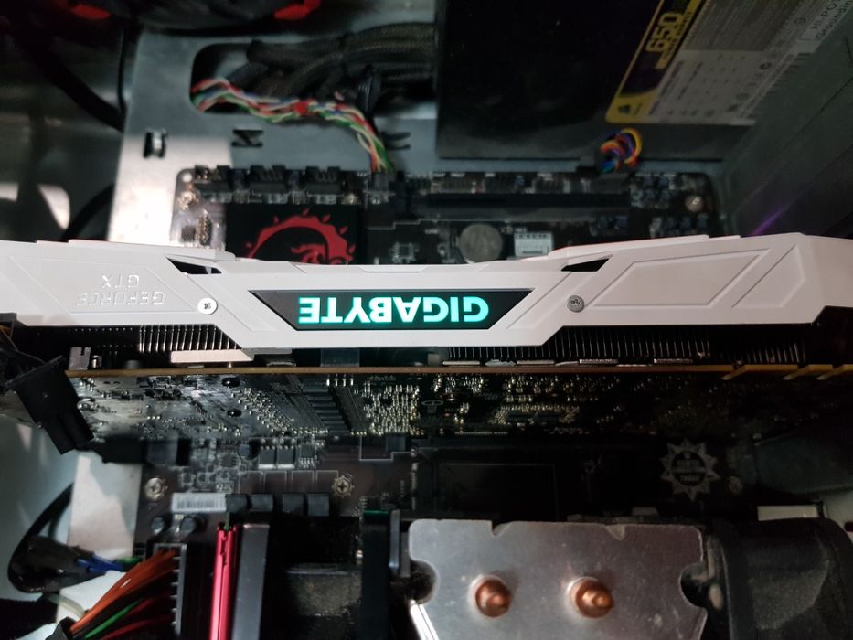 Reparatii Service Asamblare Pc Placi video Rtx Rx Laptop Ps5 Asus Rog