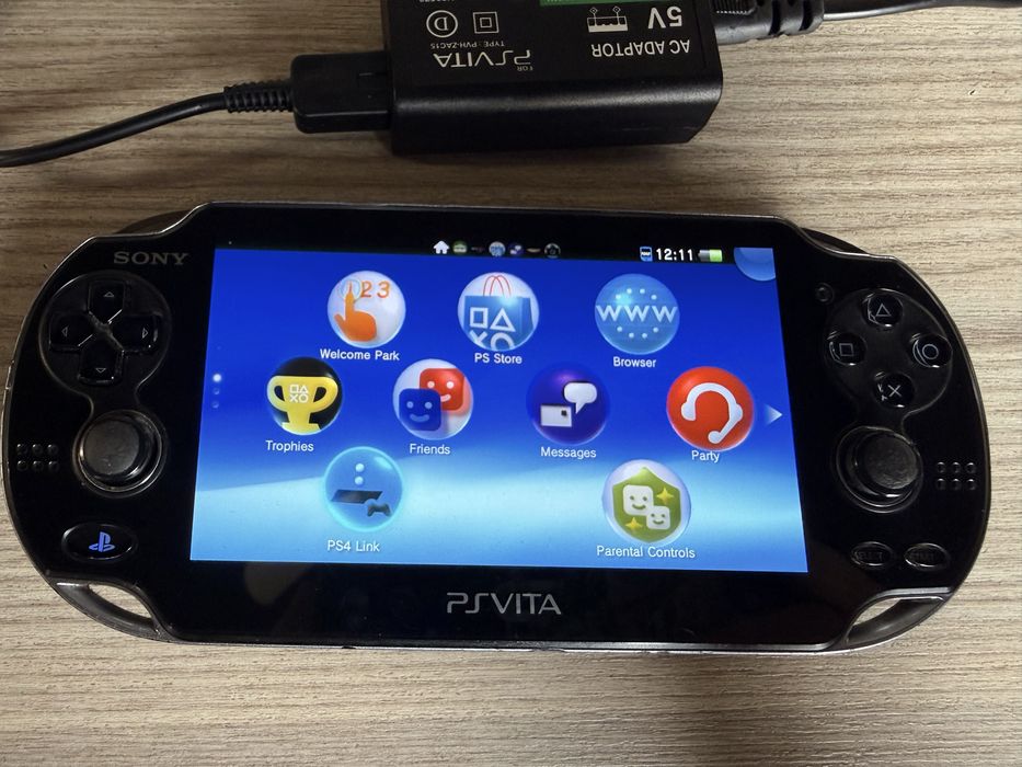 Vand Consola Portabila PS Vita oled