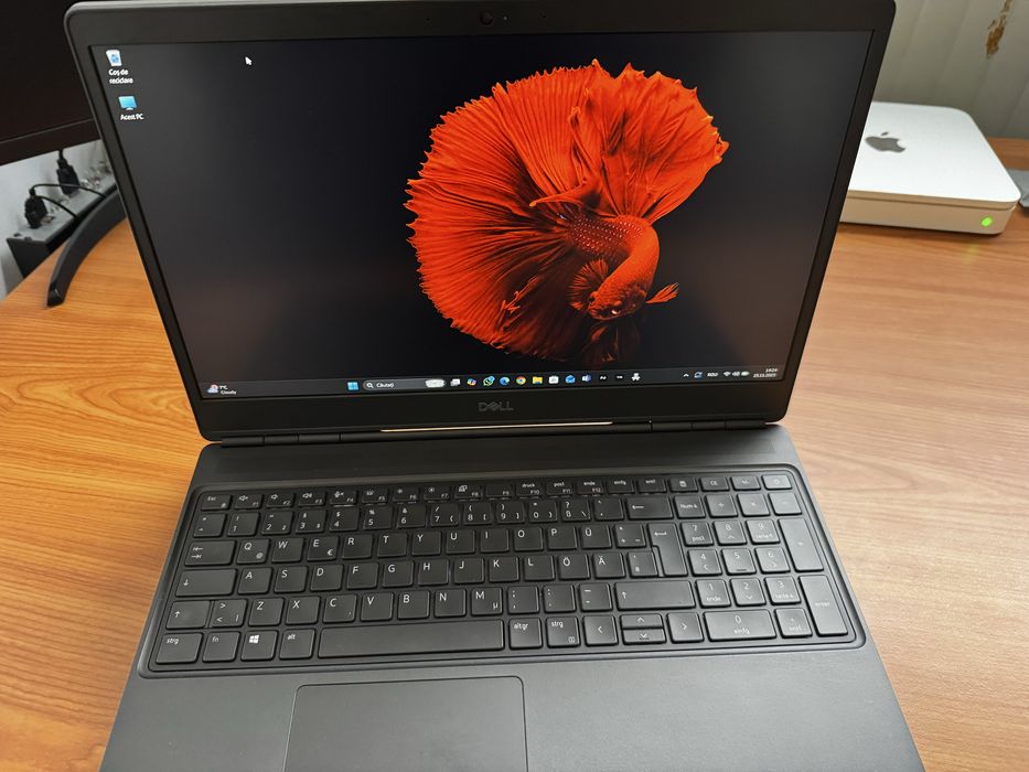 Vand Dell Precision 7550