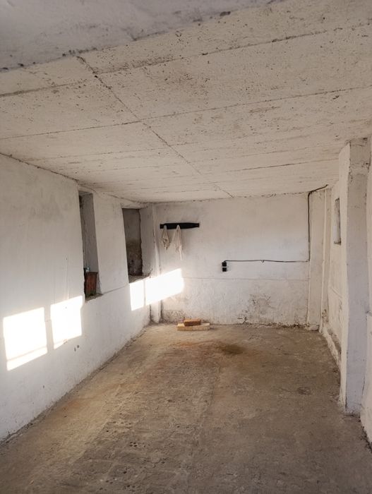 Дава се под наем Гараж / Паркомясто в Русе, Цветница - 12 кв.м за 61.2 € - Снимка #2